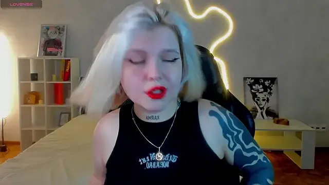 Girls: try live performances with matured performers, from dancing to quirks, in a variety of beautiful sex cams.