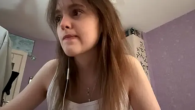 ShannanJou from StripChat is Freechat