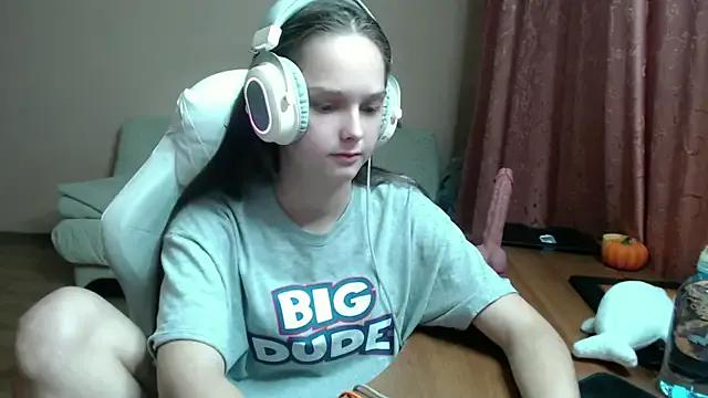SharybbFace from StripChat is Freechat