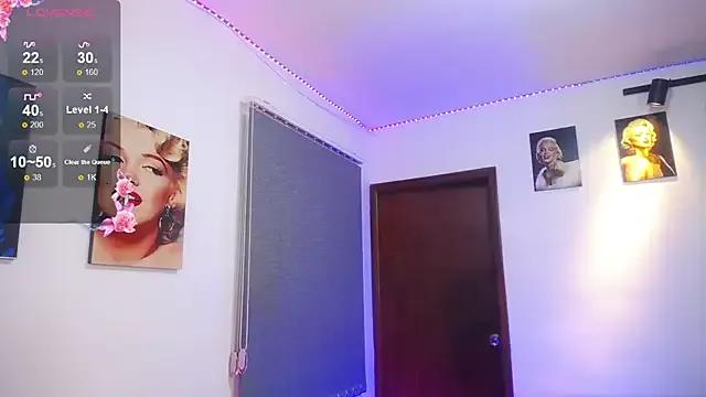 Girls: try live performances with matured performers, from dancing to quirks, in a variety of beautiful sex cams.