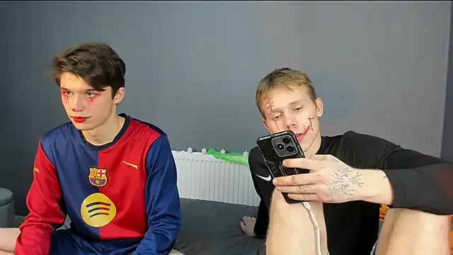 Girls: try live performances with matured performers, from dancing to quirks, in a variety of beautiful sex cams.