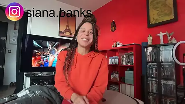 SianaBanks from StripChat is Freechat