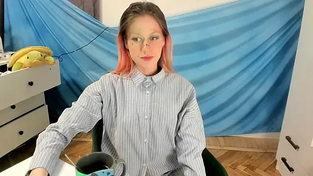 Silly__Milly from StripChat is Freechat