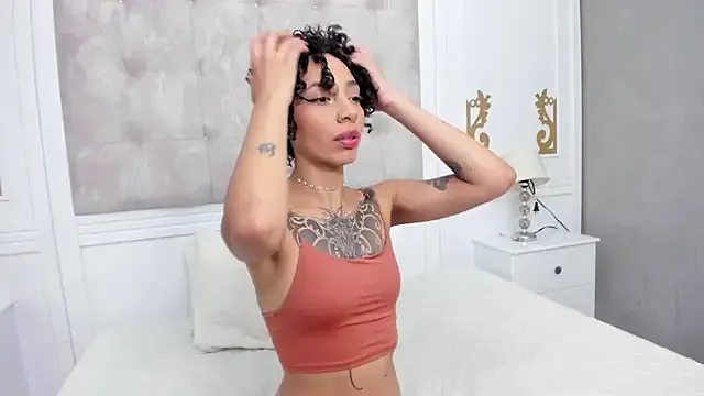 SilvanaOwen from StripChat is Freechat