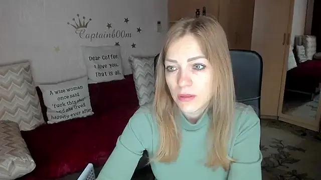 SilviaEyes from StripChat is Freechat