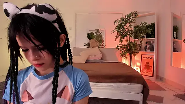 Girls: try live performances with matured performers, from dancing to quirks, in a variety of beautiful sex cams.