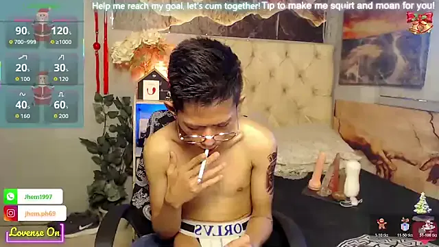 Skinny_BoyMilker69 from StripChat is Freechat