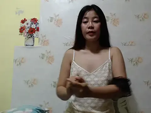 Skinny_Jean18xxx from StripChat is Freechat