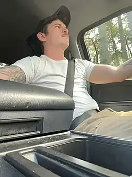 skittlez82 from StripChat is Freechat