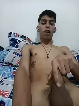 sky_jules from StripChat is Freechat