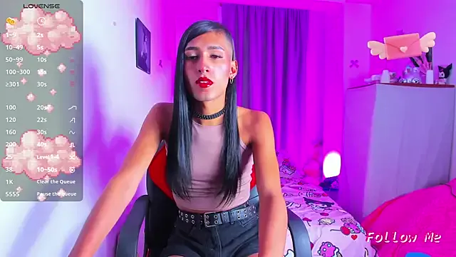 Girls: try live performances with matured performers, from dancing to quirks, in a variety of beautiful sex cams.