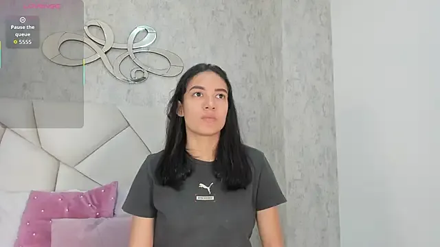 Skylerwhite02 from StripChat is Freechat