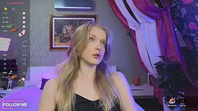 Slay_Blonde from StripChat is Freechat