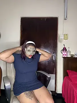 SLNatasha from StripChat is Freechat