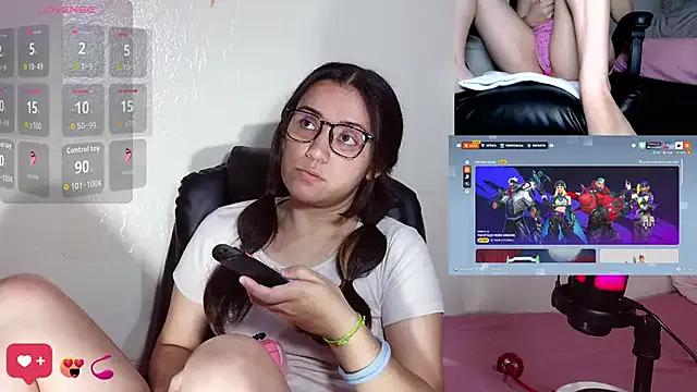 sobresalinaa from StripChat is Freechat