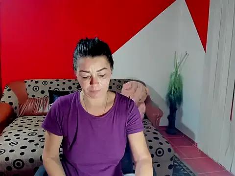 Soffy_Skye from StripChat is Freechat