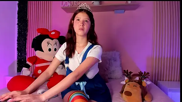 Sofi_cutiee from StripChat is Freechat