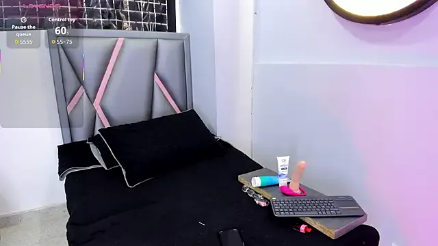 Sofia_villareal from StripChat is Freechat