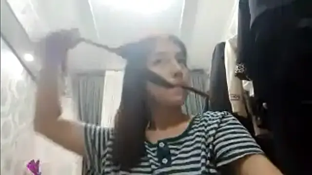 Sofiagreetings from StripChat is Freechat