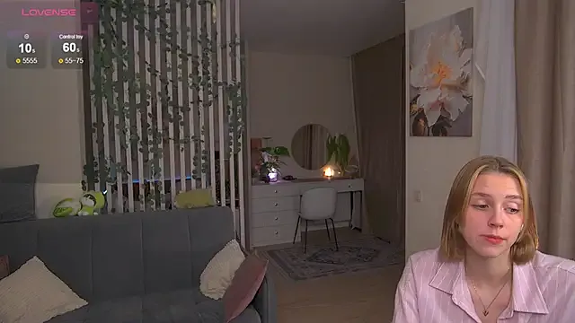 sofiapurex from StripChat is Freechat