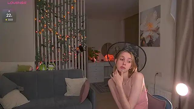 Sofiapurex from StripChat