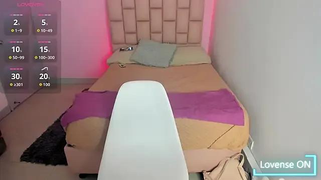 Girls: try live performances with matured performers, from dancing to quirks, in a variety of beautiful sex cams.