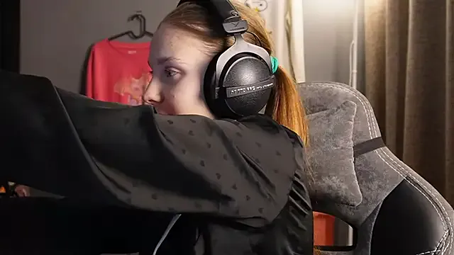 Softixq from StripChat is Freechat