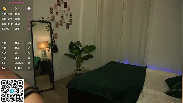 SoftSunday from StripChat is Freechat