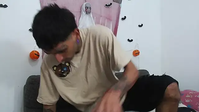 sombralovers from StripChat is Freechat