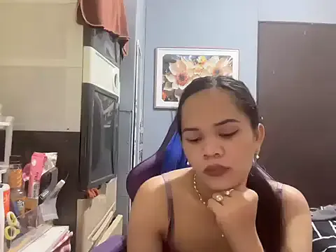 SophiaCourthaway from StripChat is Freechat