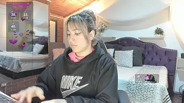 Girls: try live performances with matured performers, from dancing to quirks, in a variety of beautiful sex cams.