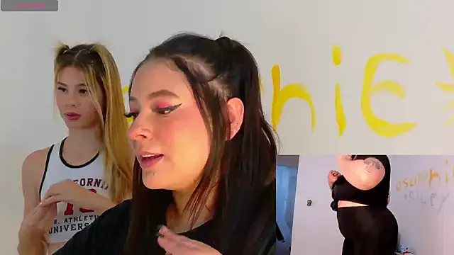 Girls: try live performances with matured performers, from dancing to quirks, in a variety of beautiful sex cams.