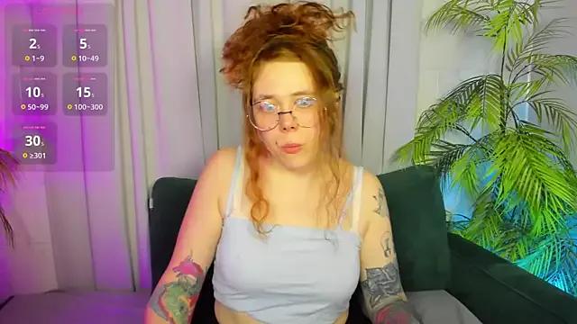 SophiePure from StripChat is Freechat