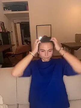 SophiiaStarr from StripChat is Freechat