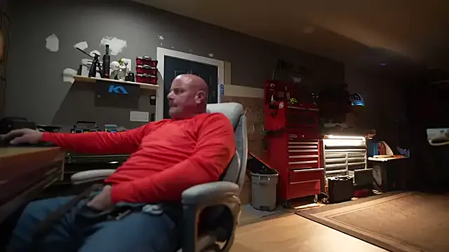 Girls: try live performances with matured performers, from dancing to quirks, in a variety of beautiful sex cams.