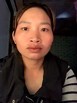 sowbibi from StripChat is Freechat