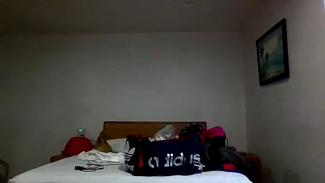 SparklesB1tch from StripChat is Freechat