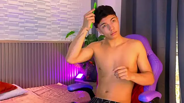 spicydesire from StripChat is Freechat