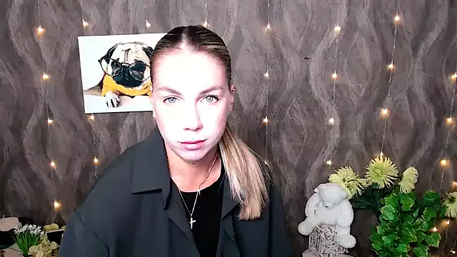 Girls: try live performances with matured performers, from dancing to quirks, in a variety of beautiful sex cams.