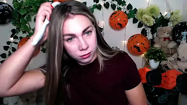 Sport_Tall_Doll from StripChat is Freechat