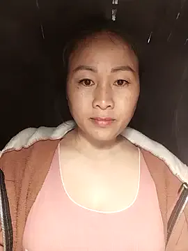 Spring-mky from StripChat is Freechat