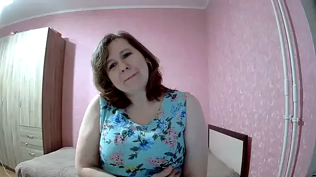 Starsan from StripChat is Freechat