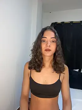 starsweet___ from StripChat is Freechat