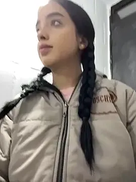 StefanyRousse from StripChat is Freechat