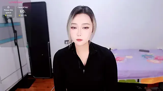 Stella7171 from StripChat is Freechat