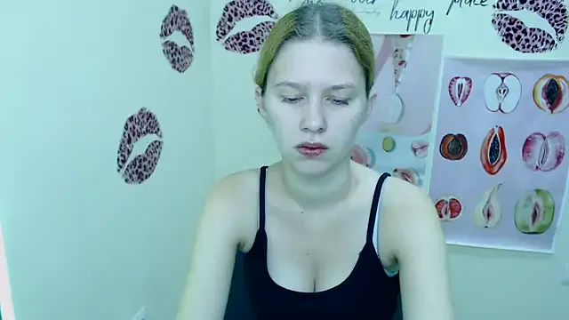 StellaCRL from StripChat is Freechat