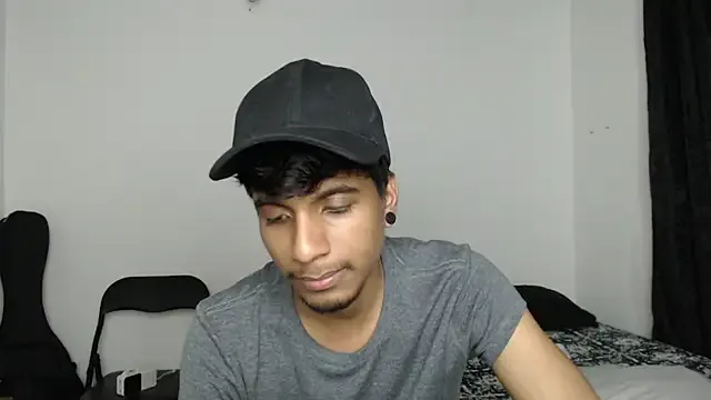 stevenosori from StripChat is Freechat