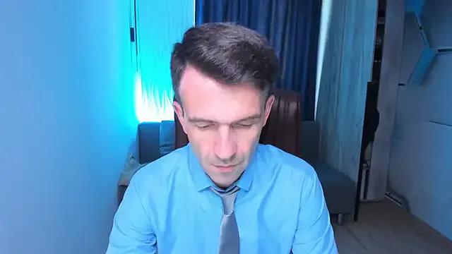 SteveTiger from StripChat is Freechat