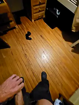 Stingles from StripChat is Freechat