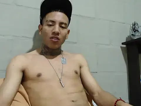 Strongercock from StripChat is Freechat